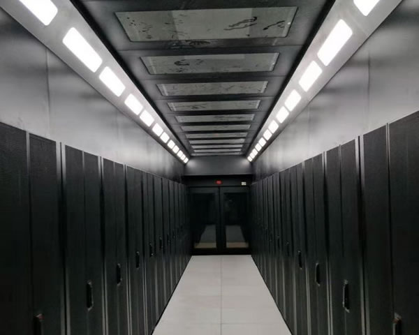 日本站群服务器选择对SEO和用户体验的长期影响分析