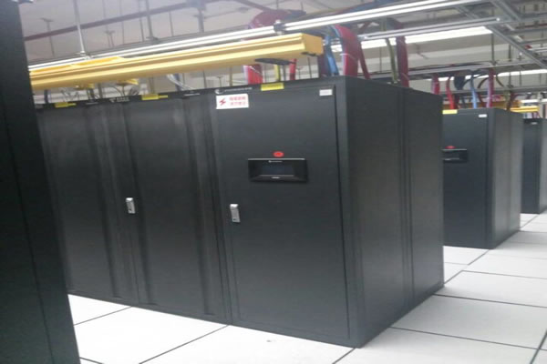 赛事组织考虑新加坡lol服务器咋样 稳定性与观赛延迟控制策略
